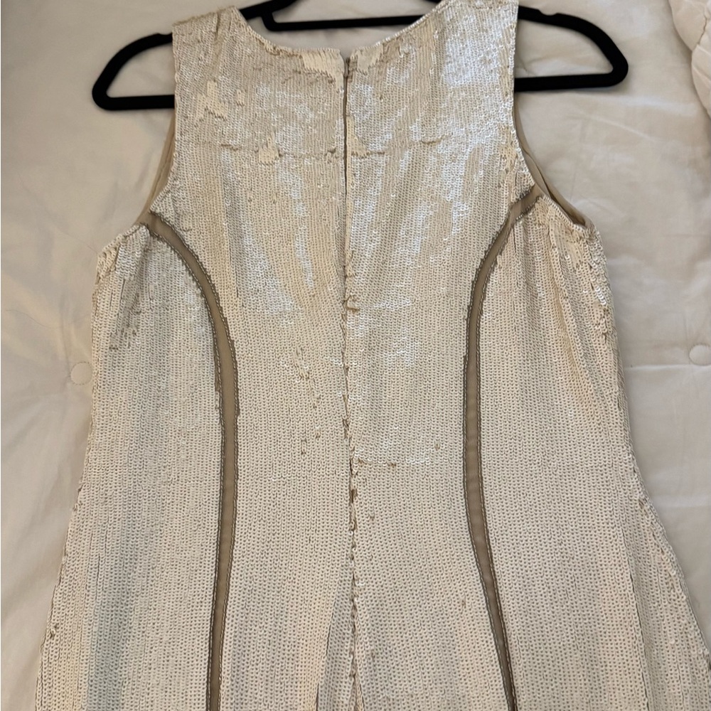 Adorable needle and thread dress! - Picture 4 of 6
